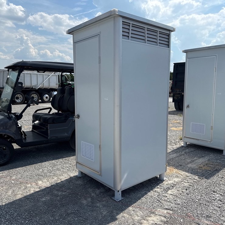 #185 • PORTABLE RESTROOM