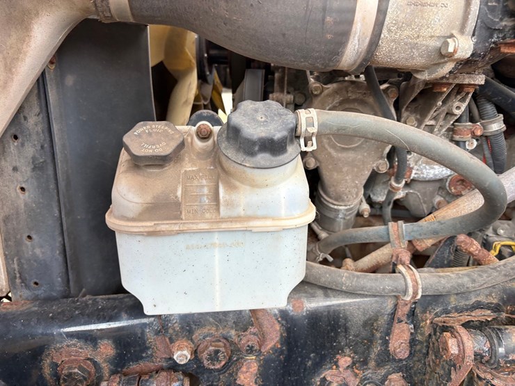 2018-western-star-4700sf-image-120