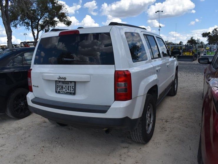 2015-jeep-patriot-image-5