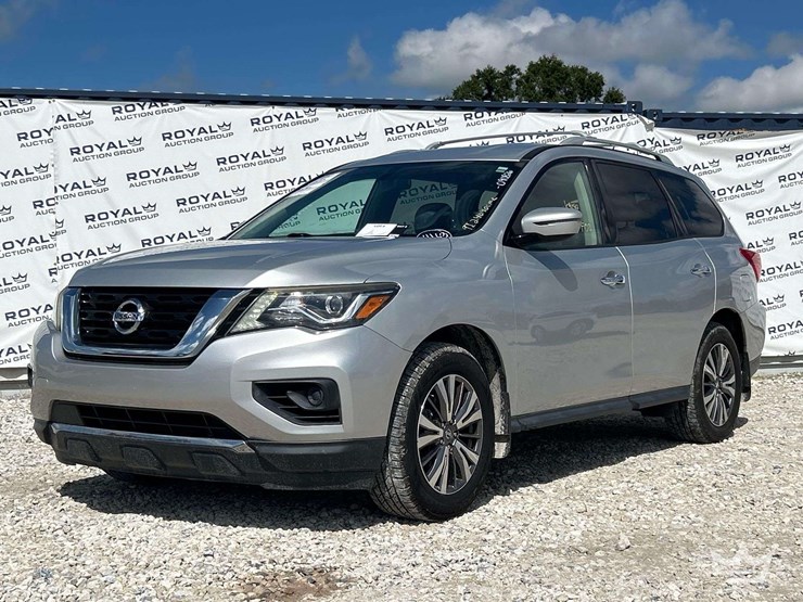 2018-nissan-pathfinder-image-1
