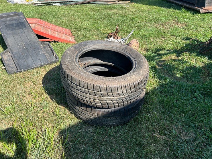 #6286-•-(2)-kenetica-tires-image-2
