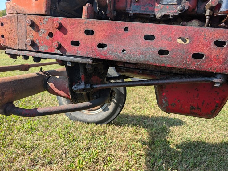 #119-•-farmall-md-image-8