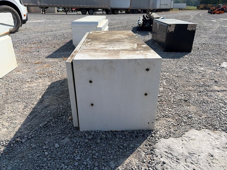 #578-•-side-tool-box-image-3