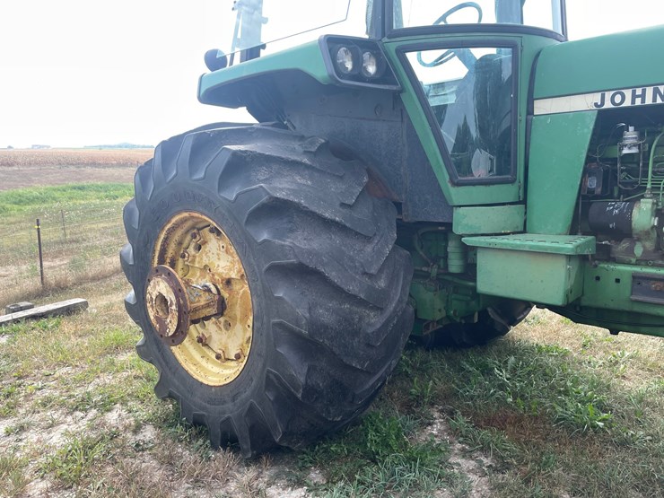 john-deere-4640-image-20