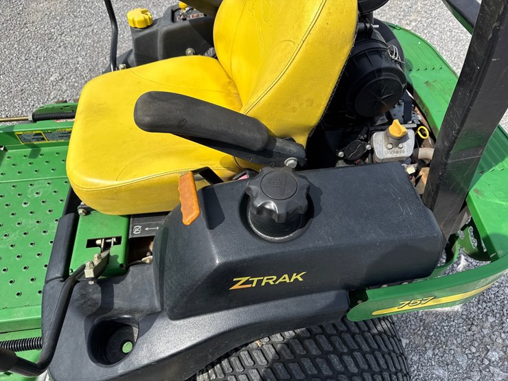john-deere-757-image-12