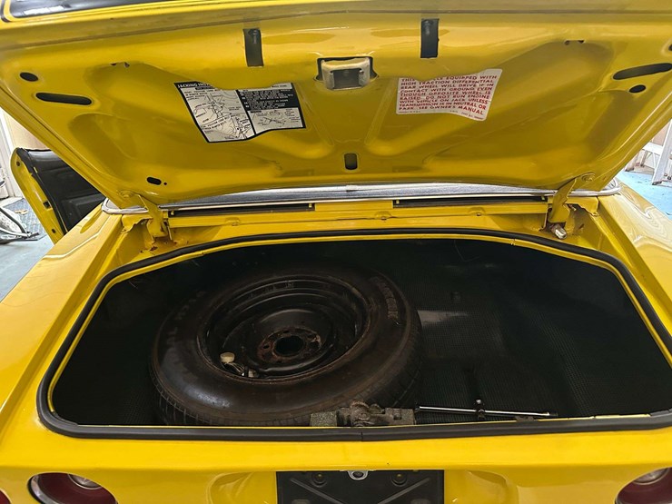 1971-chevrolet-camaro-z28-(46,207-miles)-image-37