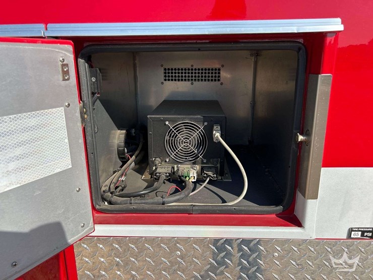 2018-dodge-3500-image-23