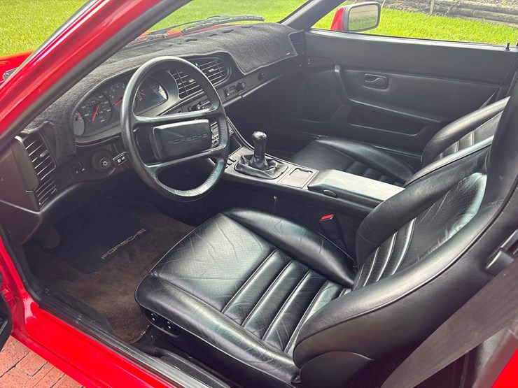 #152-•-offered-at-no-reserve-|-1987-porsche-944-image-18