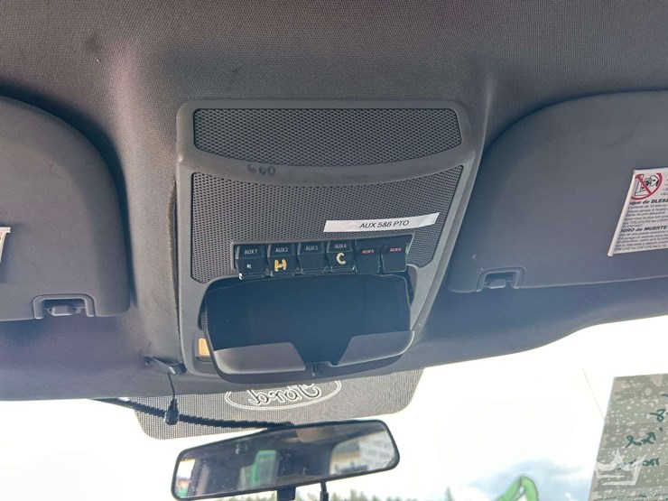 2017-ford-f550-image-21