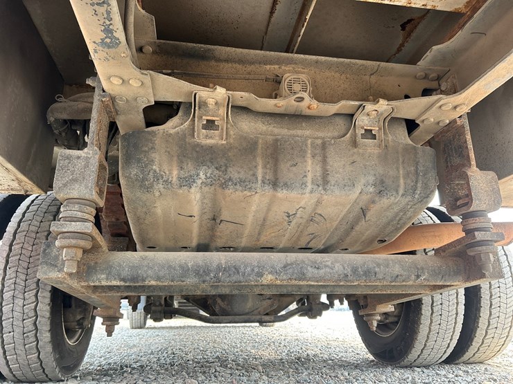 2019-ford-f550-image-47