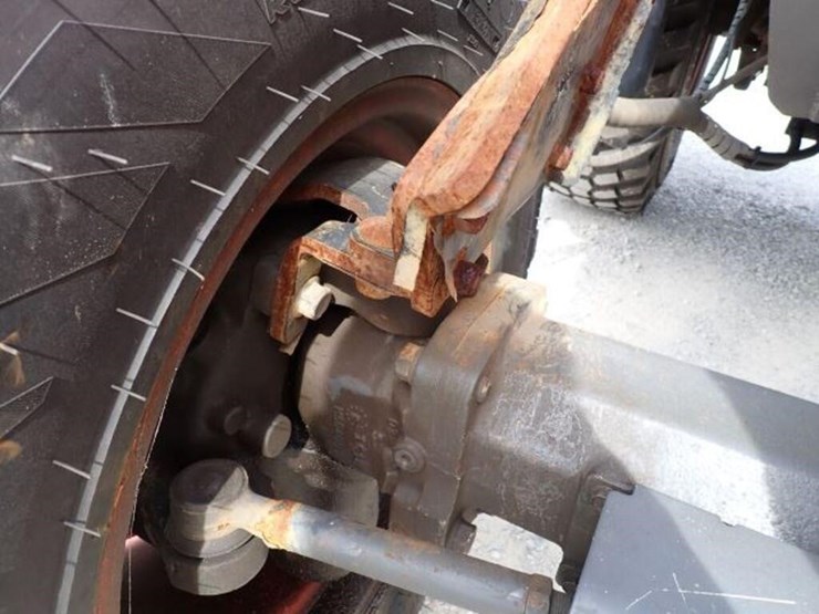 2019-kubota-m4-071-image-75