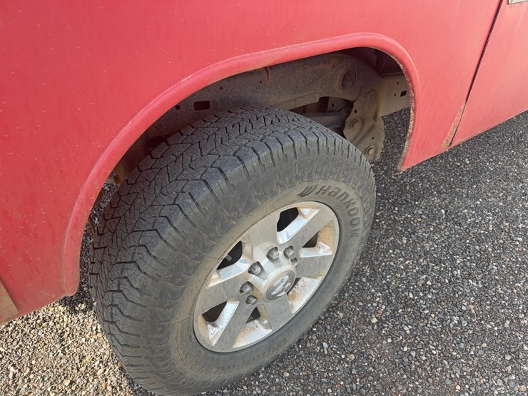 2015-dodge-ram-2500-image-19