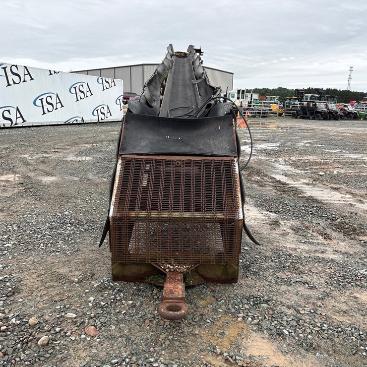 #5514 • Approx 40' Towable Conveyor