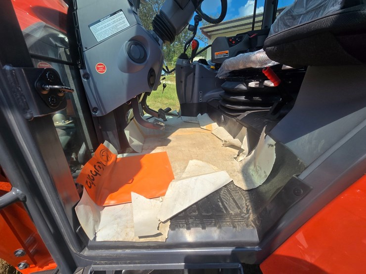 kubota-m6-111-image-35
