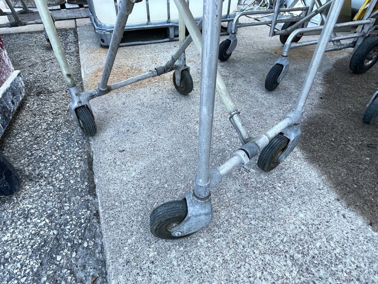#9140-•-utility-cart-(03)-image-3