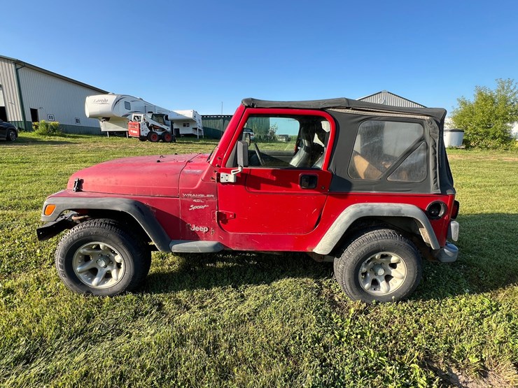 1999-jeep-wrangler-image-1