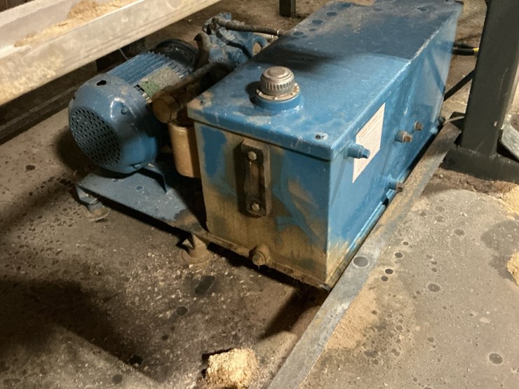 #321-•-swenson-v-box-spreader-bed-briquette-holding-container-image-7