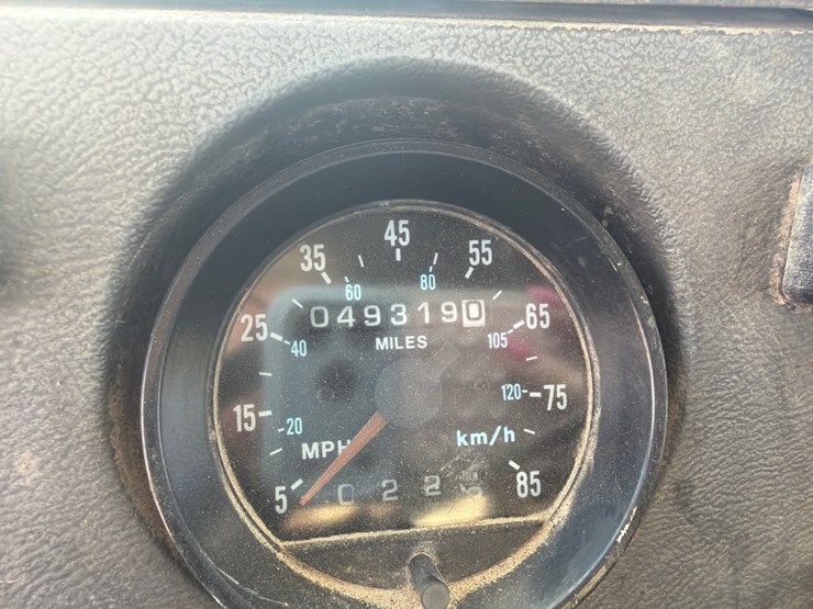 1999-mack-dm690sx-image-42