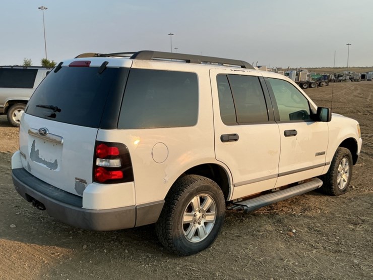 2006-ford-explorer-image-5