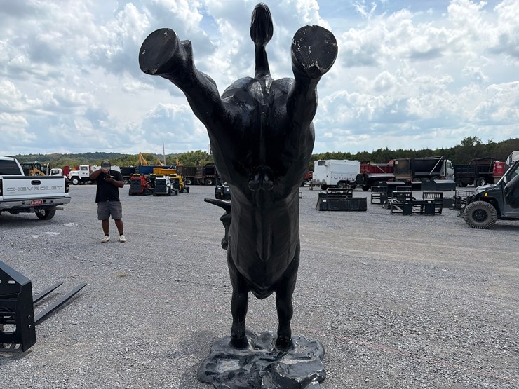 #405-•-bodacious-bucking-bull-image-4