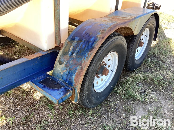 john-deere-1300-image-20