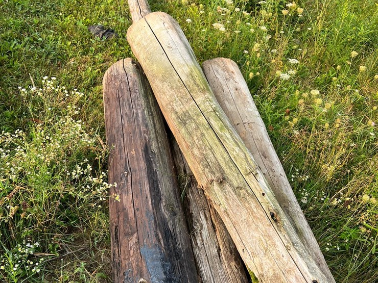 #5740-•-(4)-telephone-poles-image-6