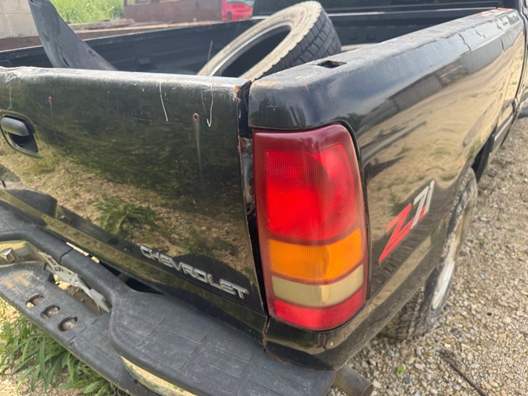 1999-chevrolet-1500-image-25