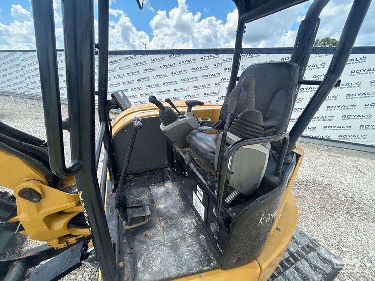 caterpillar-305e2-image-22