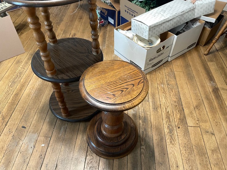 #6246-•-(2)-decorative-stands-image-2