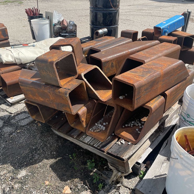 #10616 • Pallet of Scrap Metal