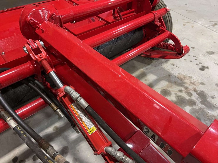 international-harvester-2a-6’-hay-conditioner-image-11