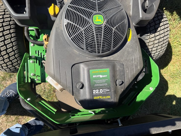 john-deere-ztrak-mower-image-6