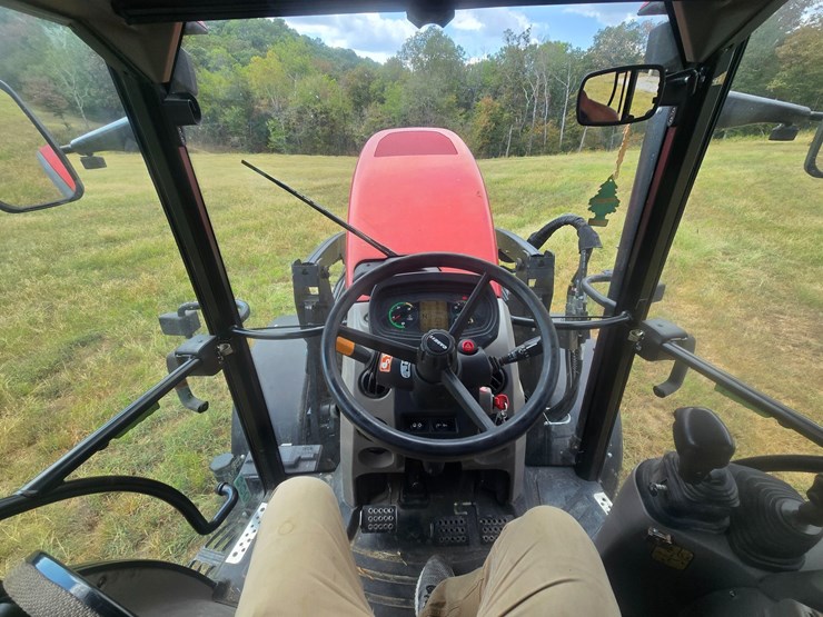 #26371-•-case-farmall-115u-tractor-image-49