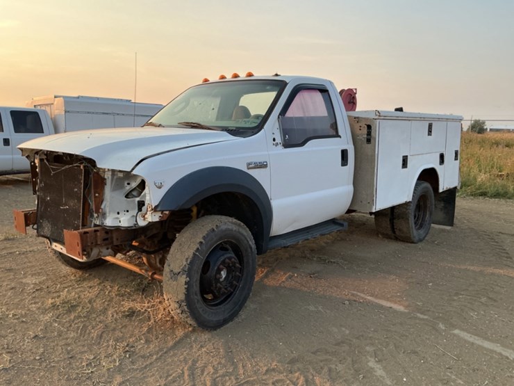2007-ford-f550-image-1