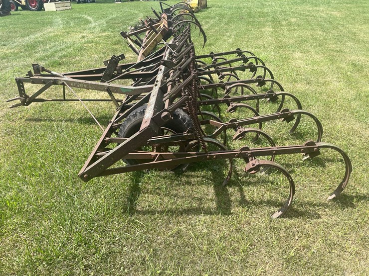 #1634-•-vintage-spring-tooth-plow-image-7
