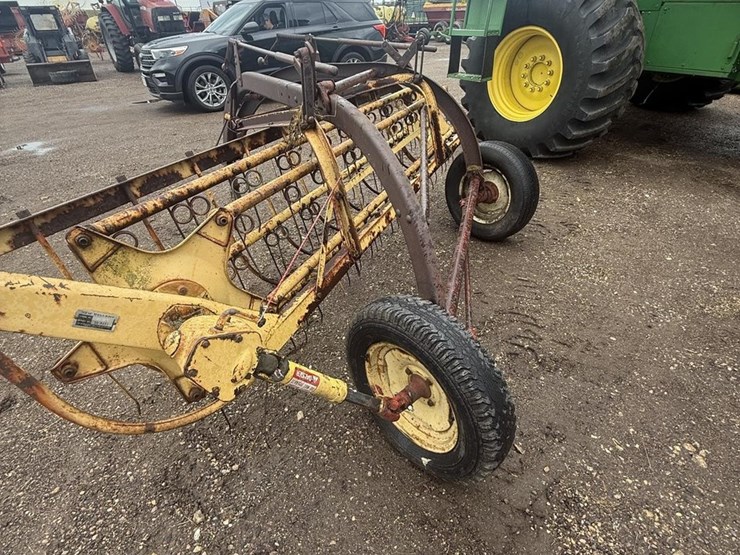 new-holland-56-image-3