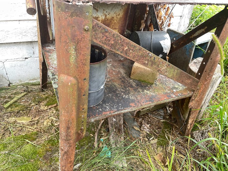 #1611-•-welding-table-image-4