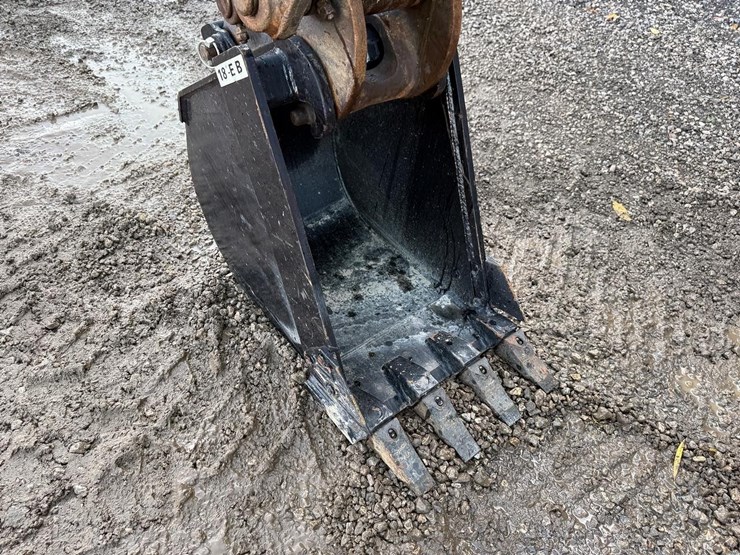 2020-bobcat-e42-image-8