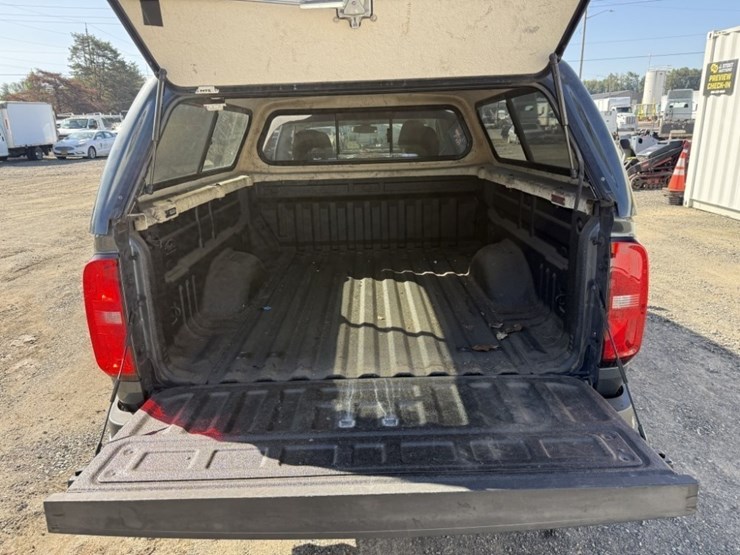 2019-chevrolet-colorado-image-13
