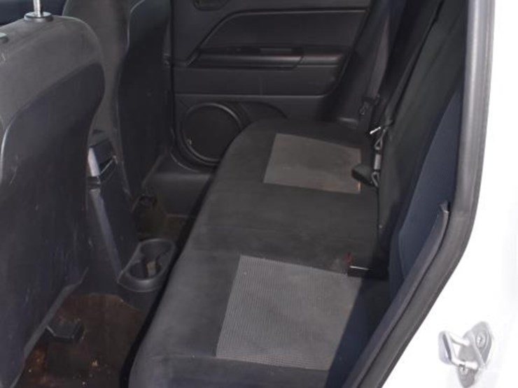 2015-jeep-patriot-image-11