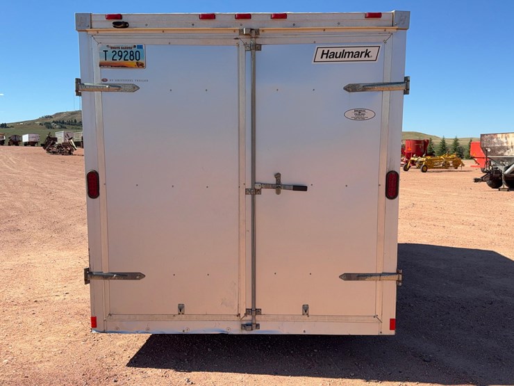 2013-haulmark-enclosed-trailer-image-6