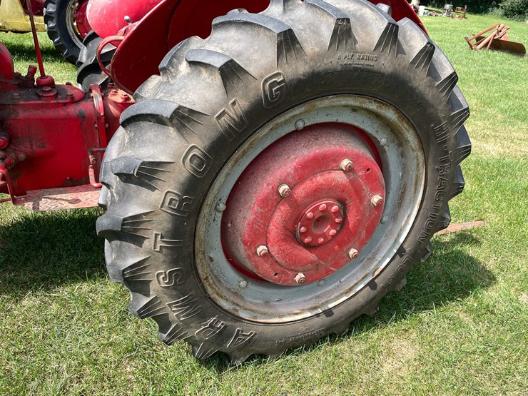 ford-tractor-image-10
