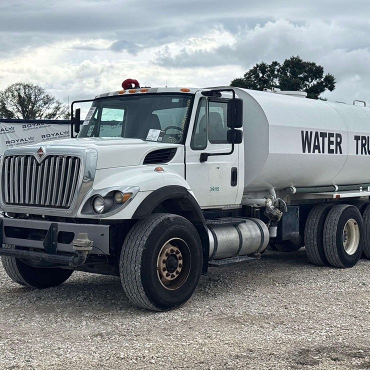 2016 INTERNATIONAL WORKSTAR 7400