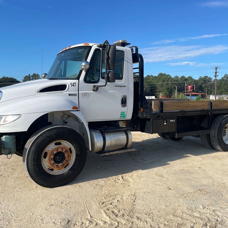 2013 INTERNATIONAL DURASTAR 4400