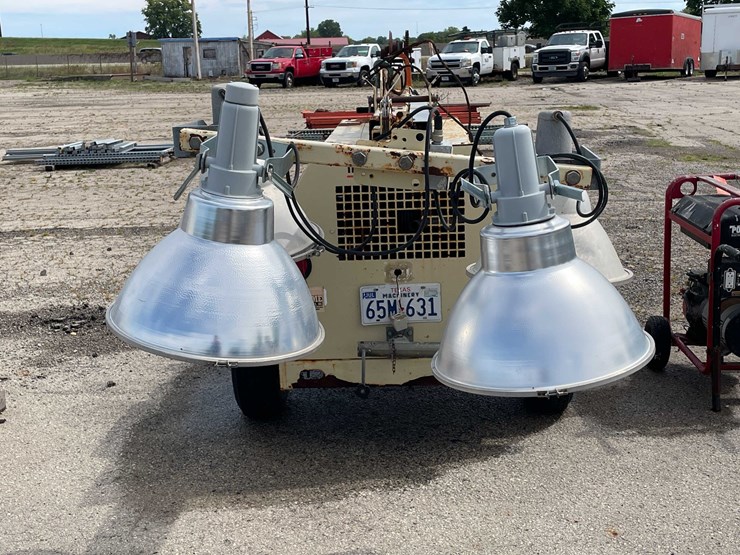 #10539-•-ingersoll-rand-portable-light-trailer-image-3