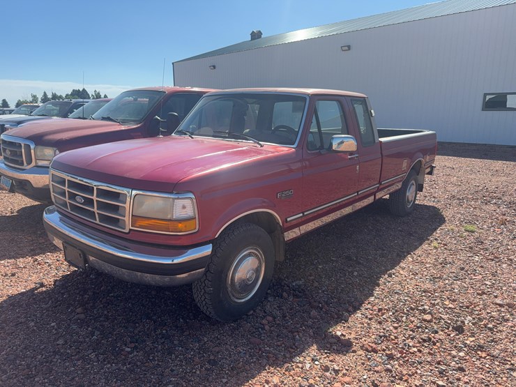 1993-ford-f250-xlt-image-1