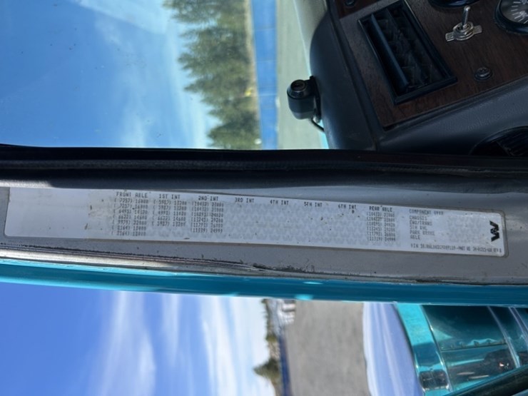 2012-western-star-4900-image-11
