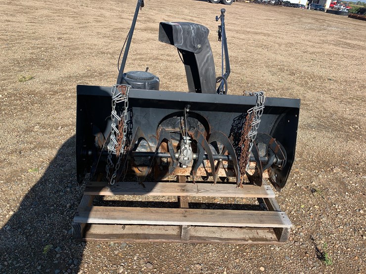craftsman-snow-thrower-image-2