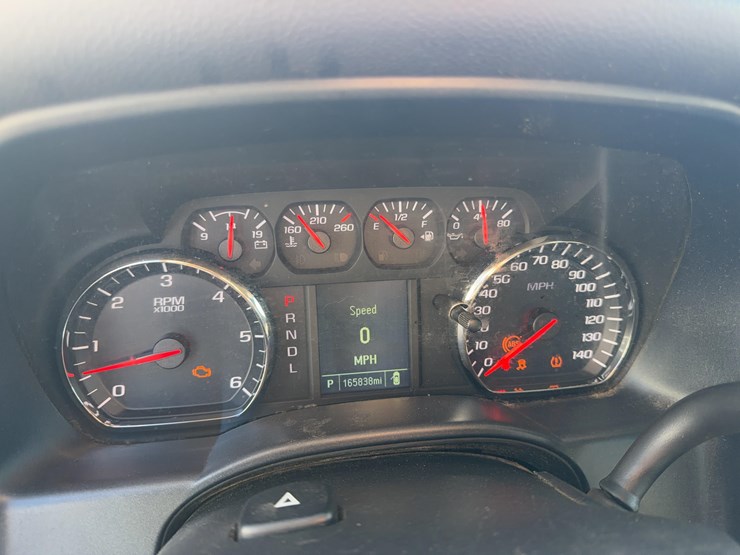 2019-chevrolet-silverado-1500-image-19