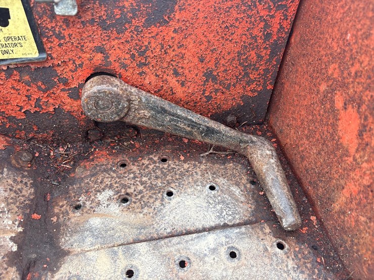 ditch-witch-2200-image-22